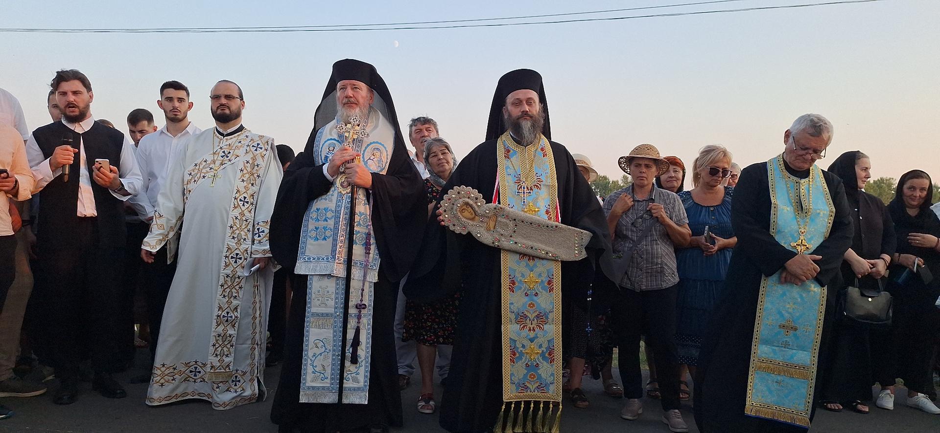 FOTO | Pelerinaj la Mănăstirea Hodoș-Bodrog, de Sf. Maria