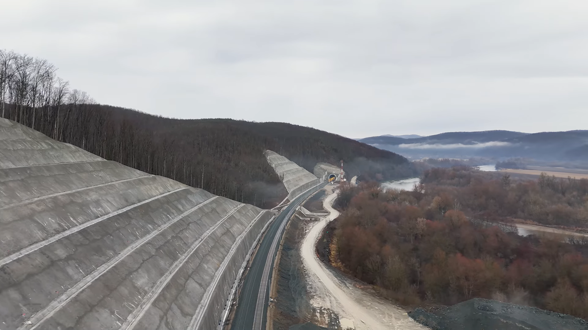 FOTO | Noul tunel de la Bata, aproape finalizat